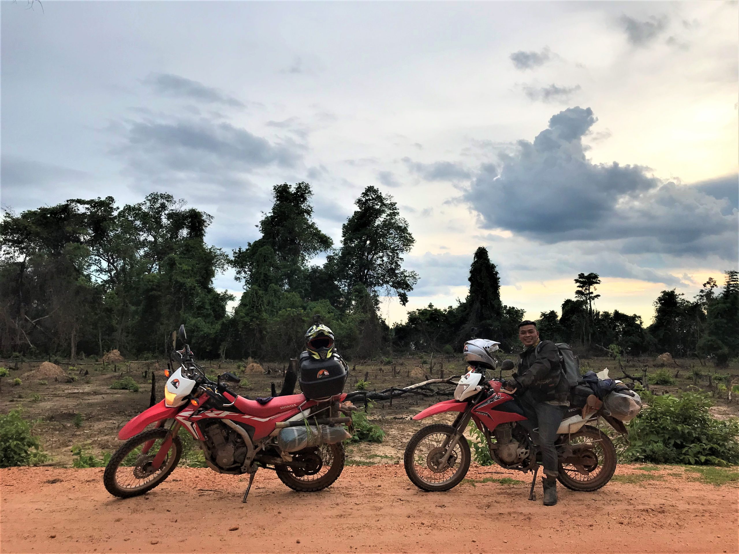 Best guide to ride motorbike in Vietnam 