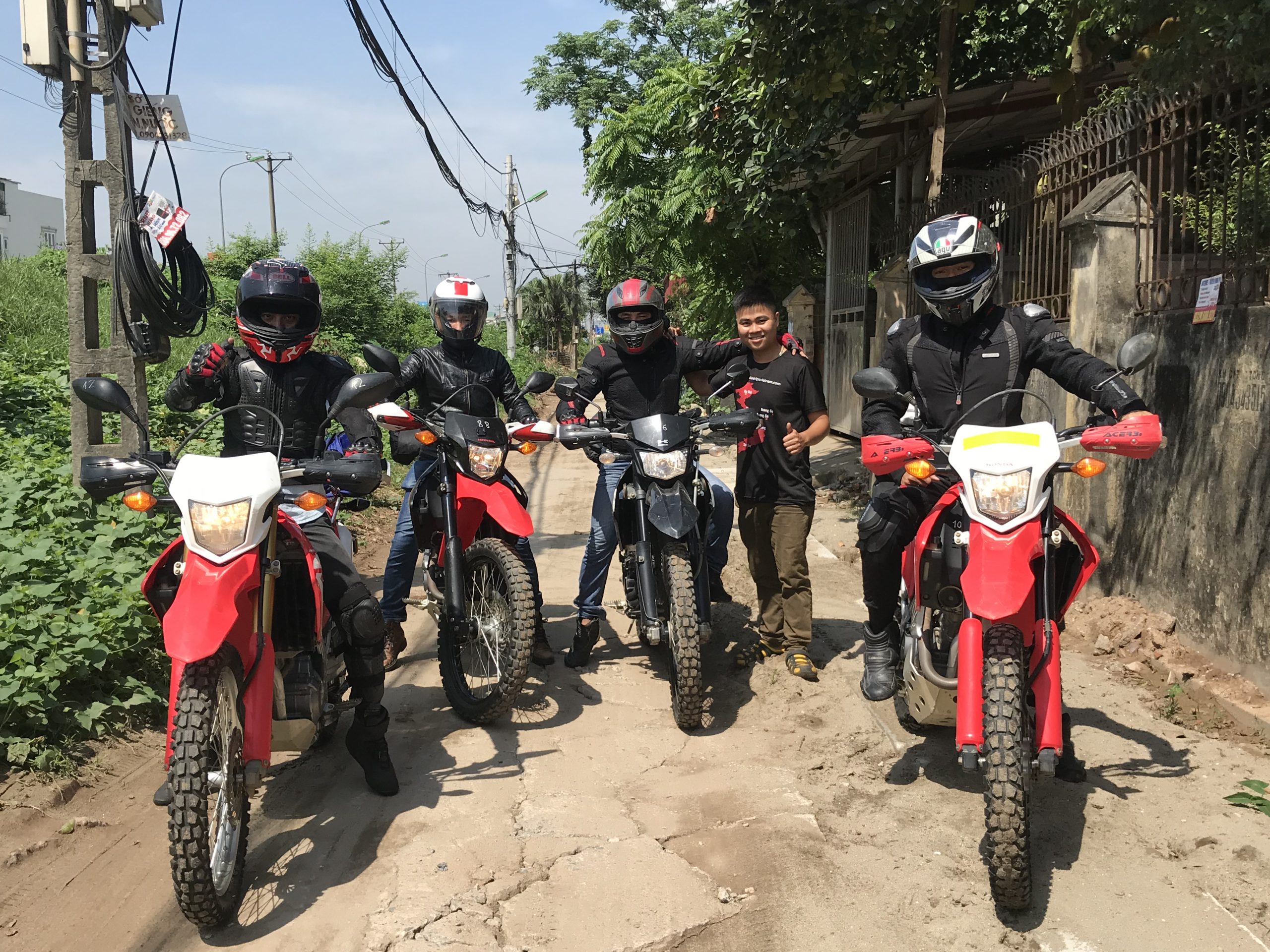 Why Honda motorcycles are mostly used for off-road trails in Vietnam ? 