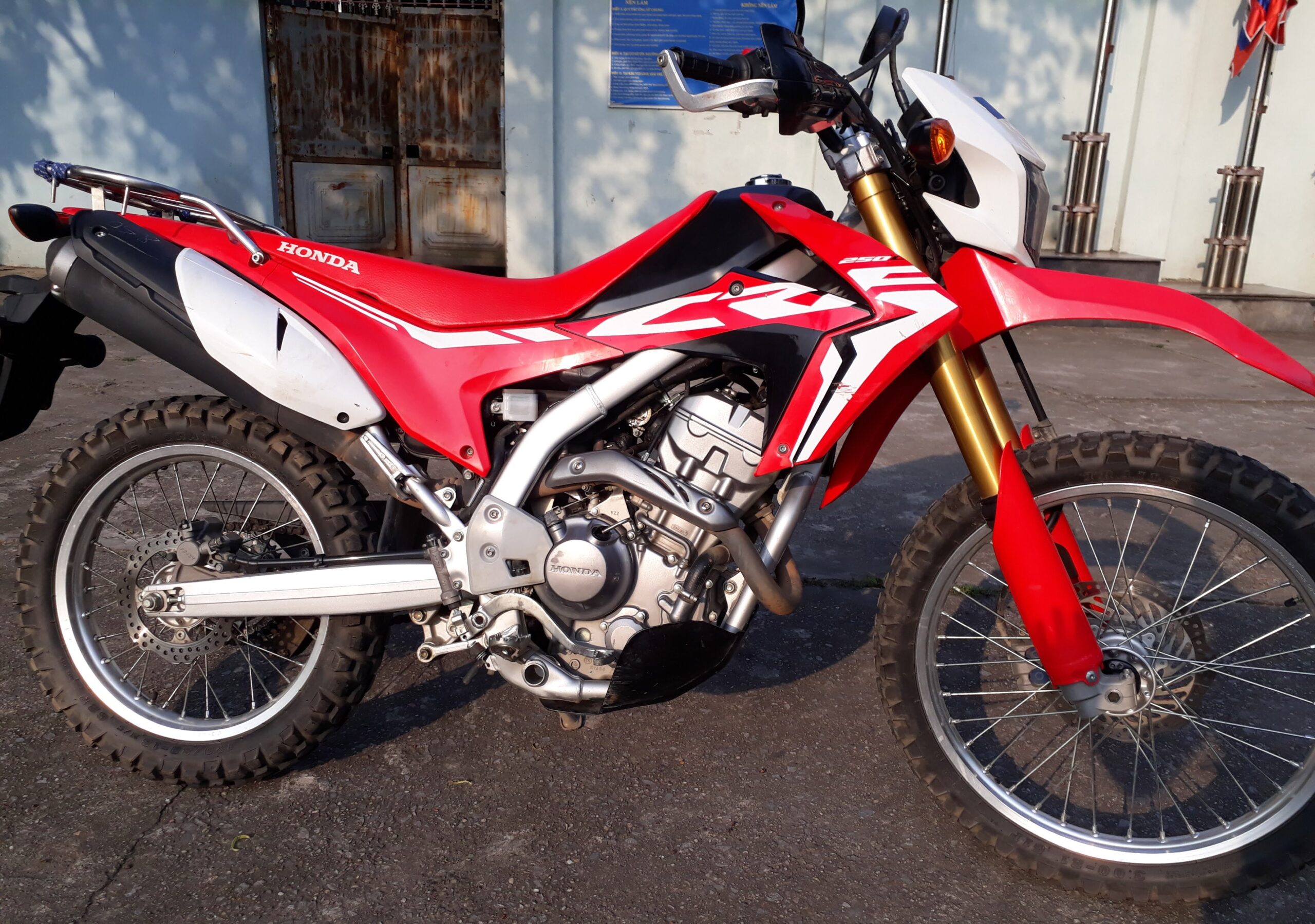 honda crf 250L  motorbikes for rent in Hanoi