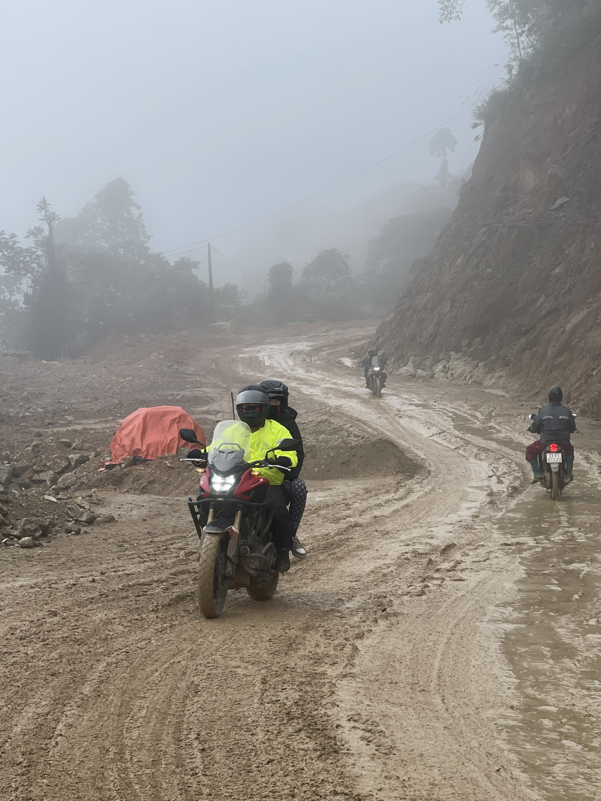 fog can affect road safety for riding in vietnam mountainous areas. 