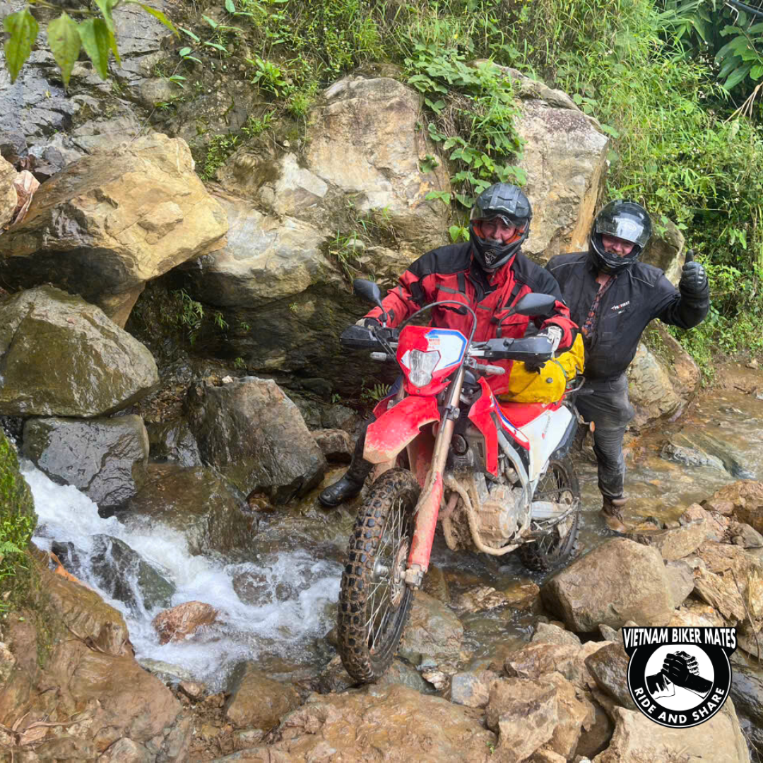 this guide to VIetnam visa is essential to plan Vietnam Motorbike adventure