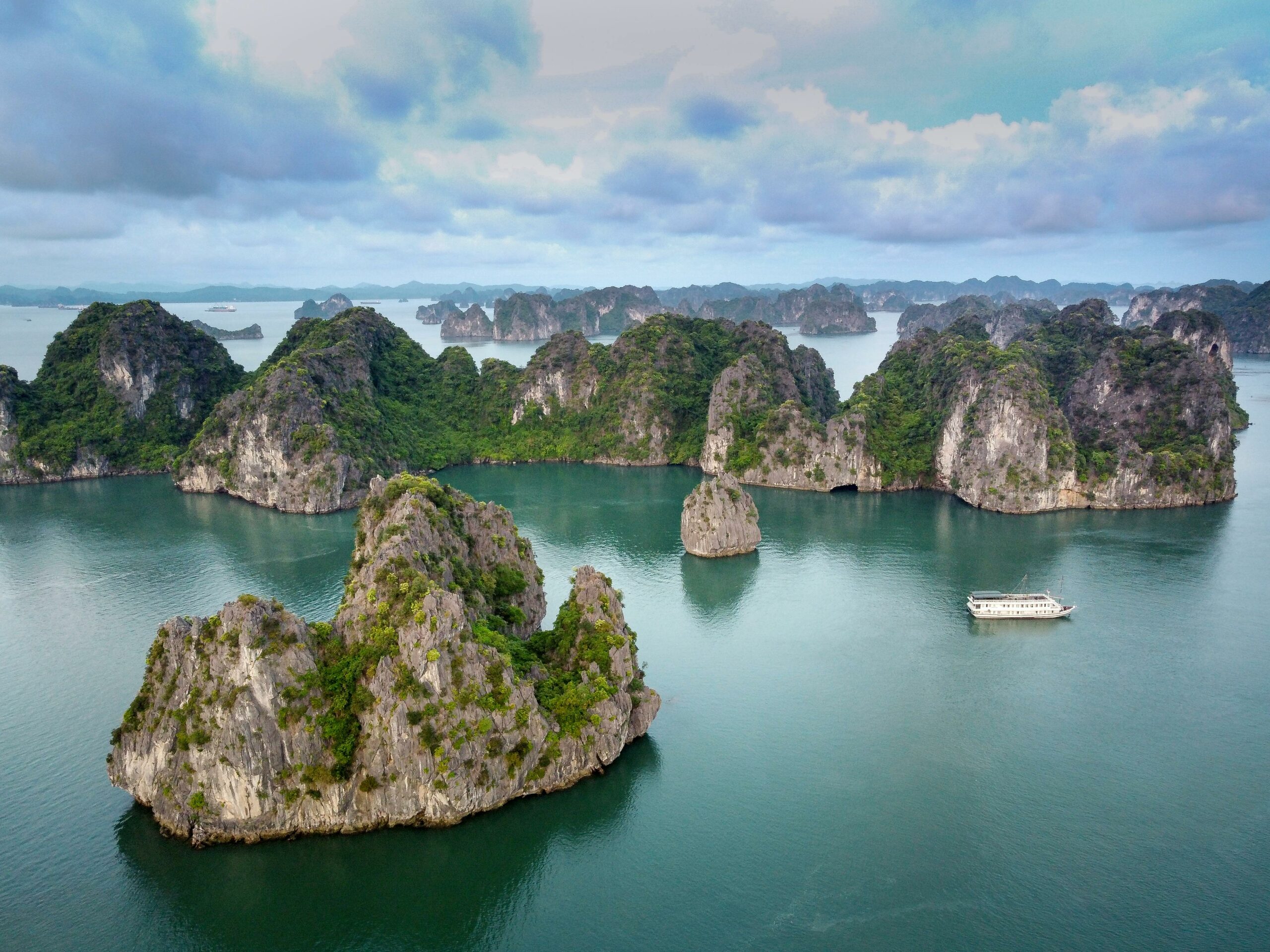 Ha Long Bay