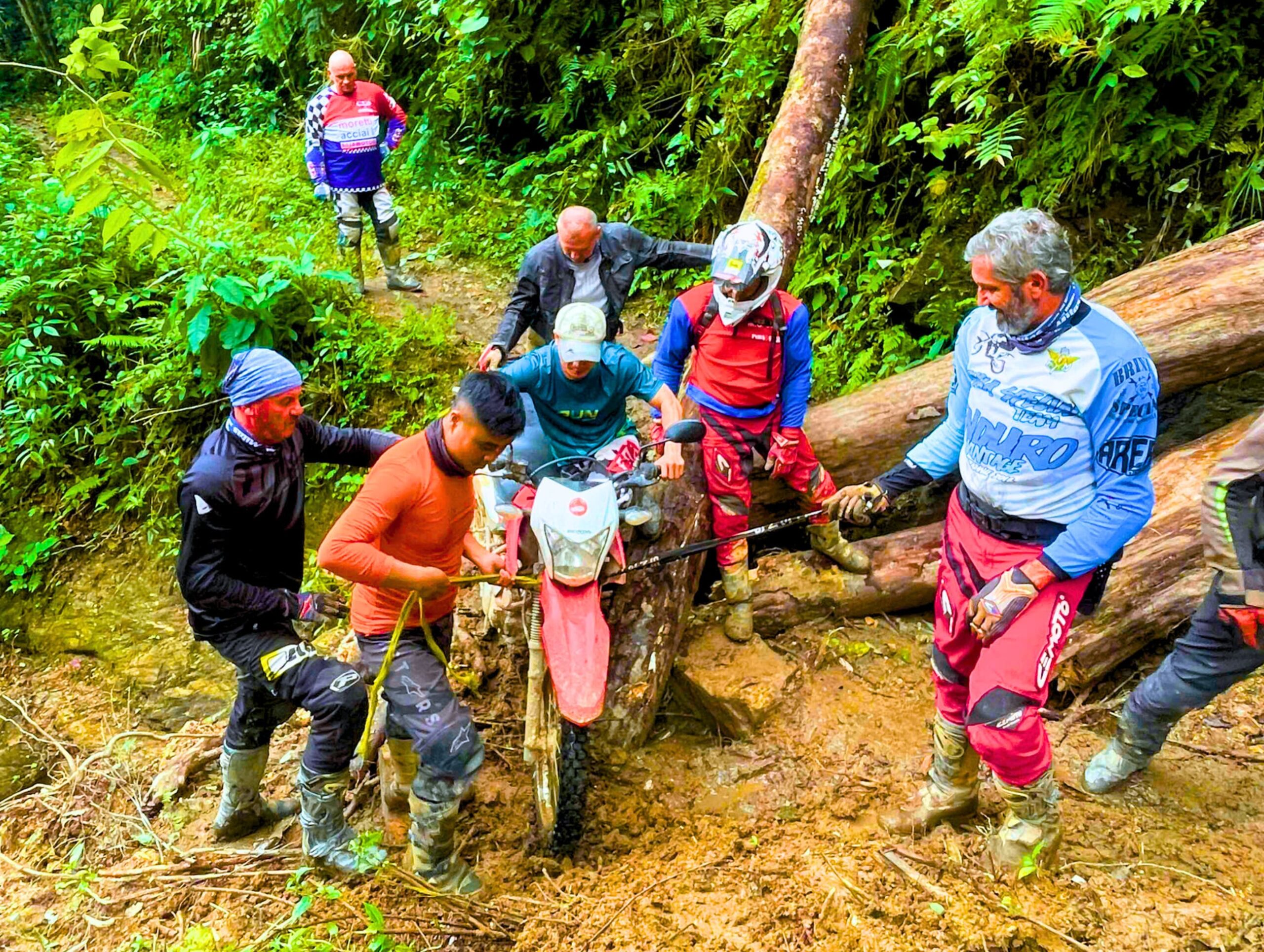 Vietnam motorbike tour