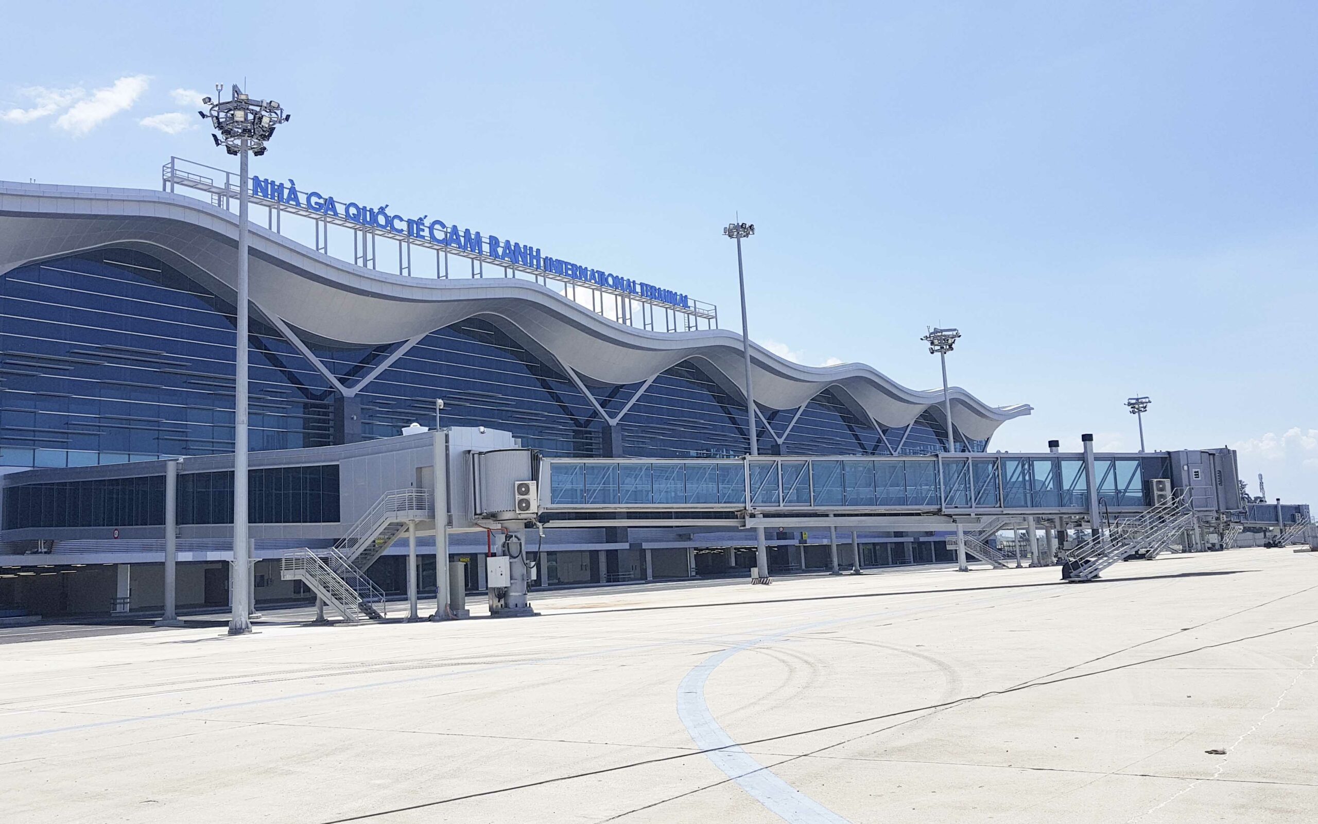 cam ranh international airport